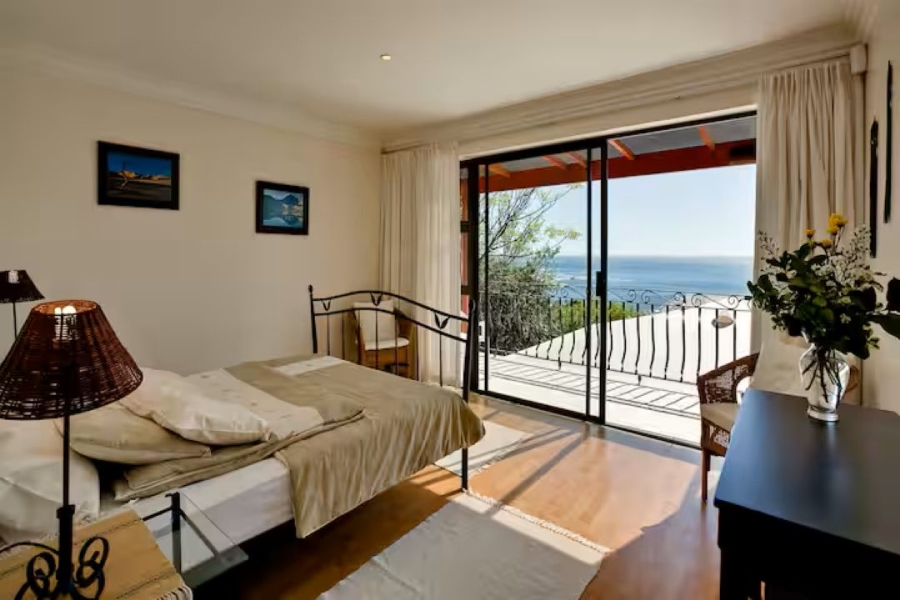 To Let 1 Bedroom Property for Rent in Llandudno Western Cape